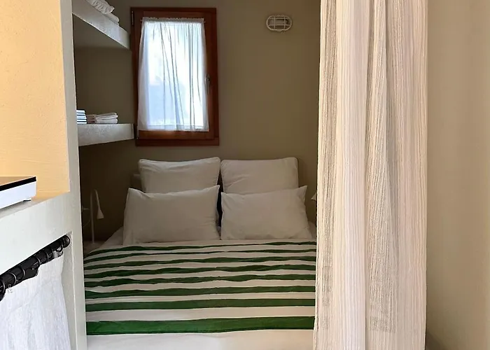 Διαμέρισμα Blue Krk With Private Garden